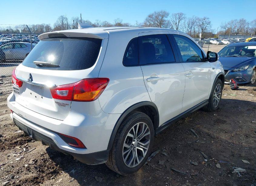 Photo 4 of 2019 Mitsubishi Outlander SPORT 2.0 ES (VIN JA4AP3AU0KU004154)