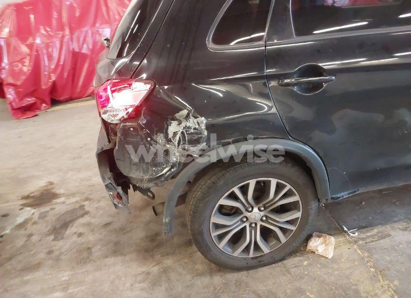 Photo 6 of 2019 Mitsubishi Outlander SPORT 2.0 ES (VIN JA4AP3AU0KU011475)