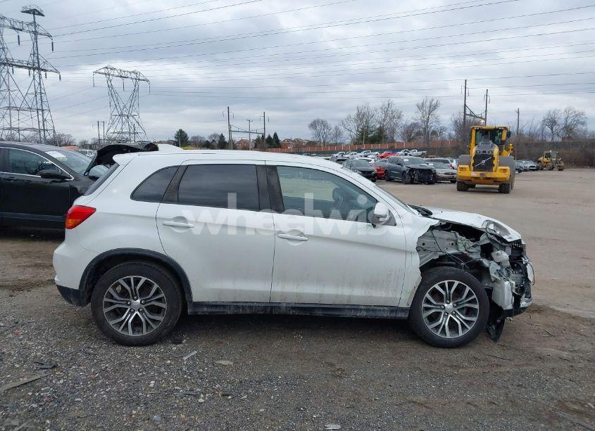 Photo 13 of 2019 Mitsubishi Outlander SPORT 2.0 LE/2.0 SP (VIN JA4AP3AU0KU019530)