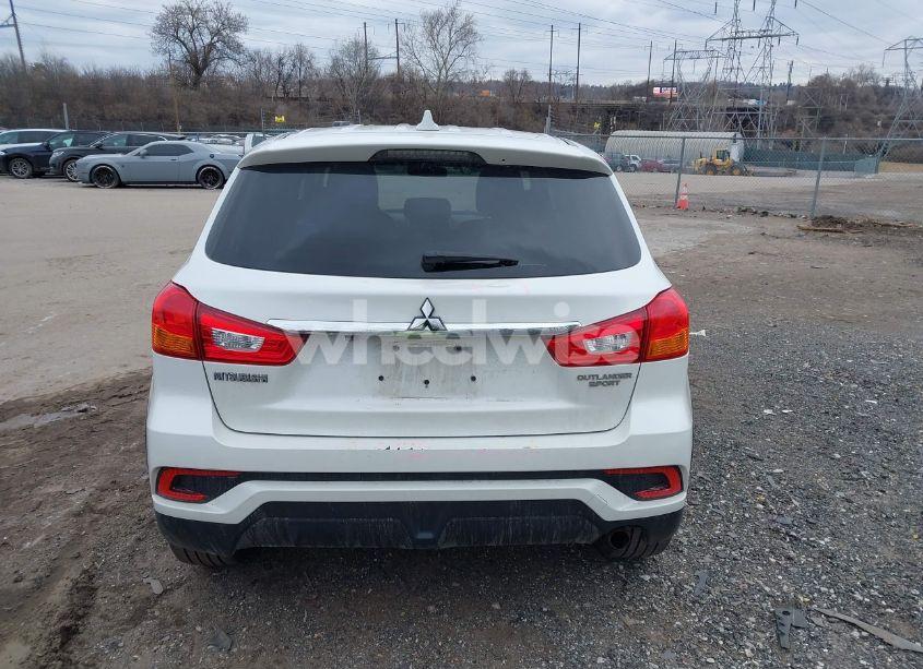Photo 16 of 2019 Mitsubishi Outlander SPORT 2.0 LE/2.0 SP (VIN JA4AP3AU0KU019530)