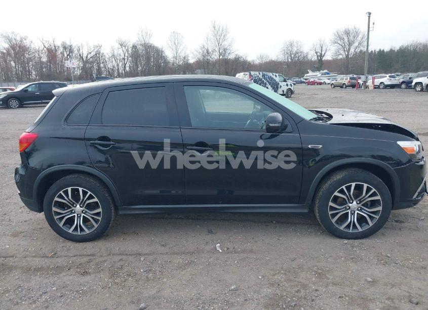 Photo 13 of 2019 Mitsubishi Outlander SPORT 2.0 LE/2.0 SP (VIN JA4AP3AU0KU023173)