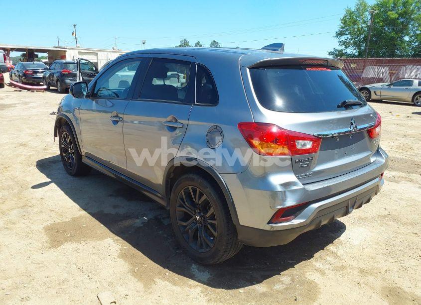 Photo 3 of 2019 Mitsubishi Outlander SPORT 2.0 LE (VIN JA4AP3AU0KU027160)