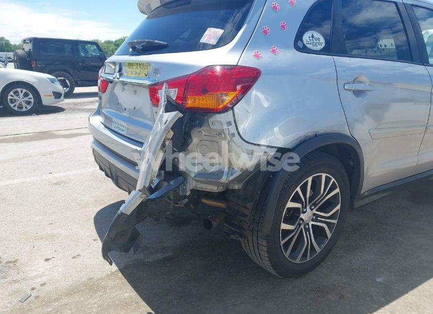 Photo 6 of 2019 Mitsubishi Outlander SPORT 2.0 ES (VIN JA4AP3AU0KU033072)