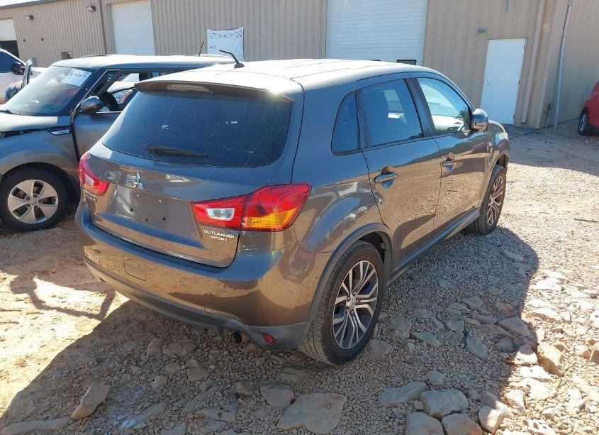 Photo 4 of 2016 Mitsubishi Outlander SPORT 2.0 ES (VIN JA4AP3AU1GZ060632)