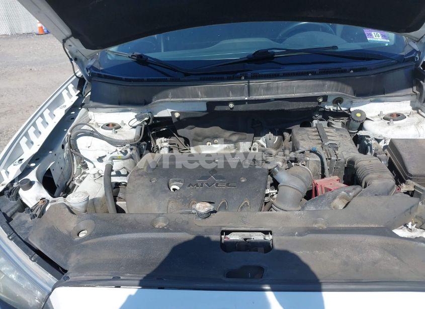 Photo 10 of 2017 Mitsubishi Outlander SPORT 2.0 ES (VIN JA4AP3AU1HZ005244)