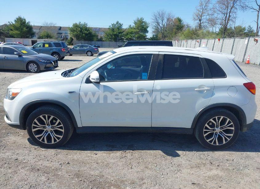Photo 14 of 2017 Mitsubishi Outlander SPORT 2.0 ES (VIN JA4AP3AU1HZ005244)