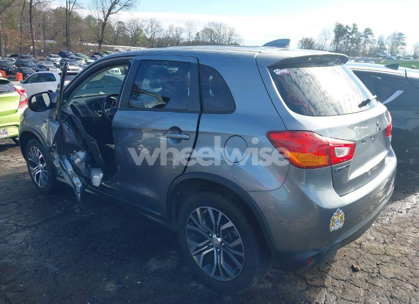 Photo 3 of 2017 Mitsubishi Outlander SPORT 2.0 ES (VIN JA4AP3AU1HZ023453)