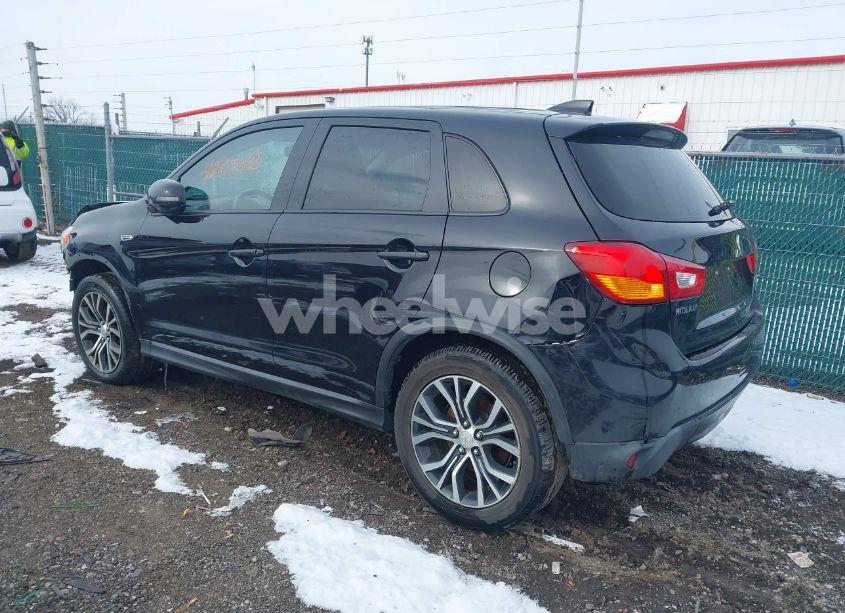 Photo 3 of 2017 Mitsubishi Outlander SPORT 2.0 ES (VIN JA4AP3AU1HZ048529)