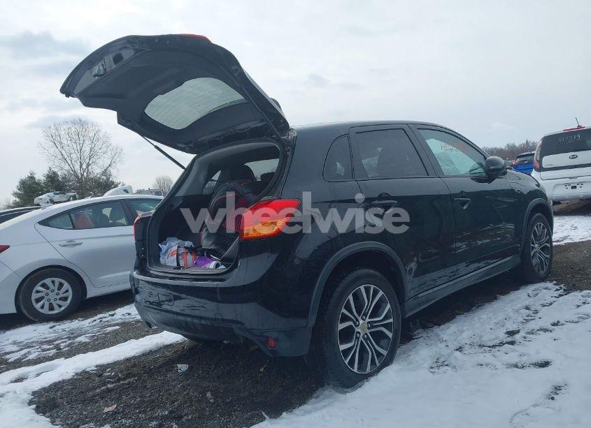 Photo 4 of 2017 Mitsubishi Outlander SPORT 2.0 ES (VIN JA4AP3AU1HZ048529)