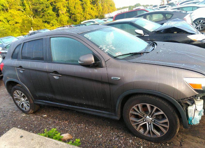 Photo 13 of 2018 Mitsubishi Outlander SPORT 2.0 ES (VIN JA4AP3AU1JZ007260)