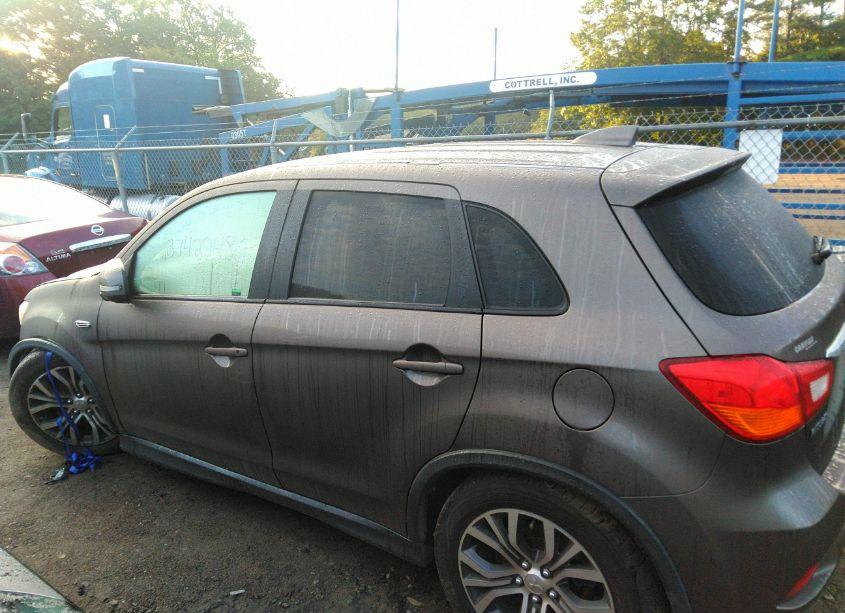Photo 14 of 2018 Mitsubishi Outlander SPORT 2.0 ES (VIN JA4AP3AU1JZ007260)