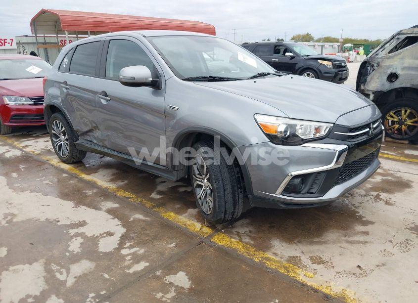 2018 Mitsubishi Outlander SPORT 2.0 ES (VIN JA4AP3AU1JZ008845) main photo
