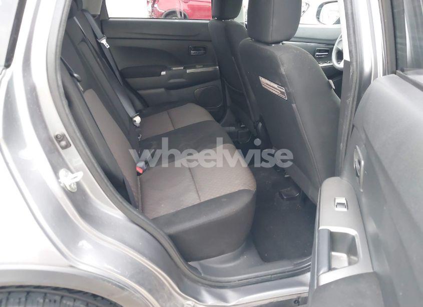 Photo 8 of 2018 Mitsubishi Outlander SPORT 2.0 ES (VIN JA4AP3AU1JZ008845)