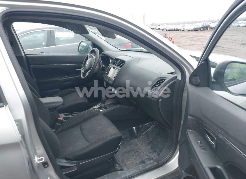 Photo 5 of 2020 Mitsubishi Outlander SPORT 2.0 BE/2.0 ES/2.0 SP (VIN JA4AP3AU1LU017643)