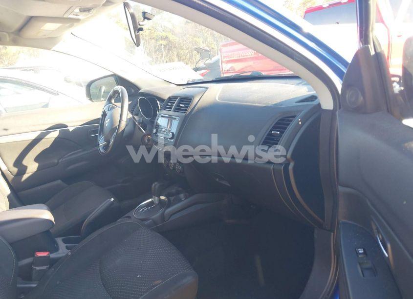 Photo 5 of 2016 Mitsubishi Outlander SPORT 2.0 ES (VIN JA4AP3AU2GZ054242)