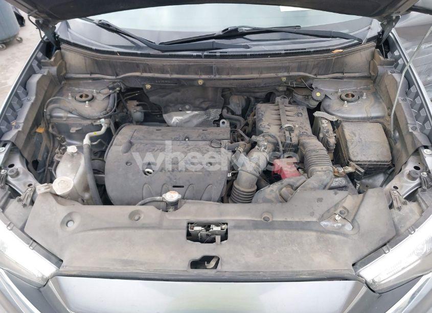 Photo 10 of 2016 Mitsubishi Outlander SPORT 2.0 ES (VIN JA4AP3AU2GZ059201)