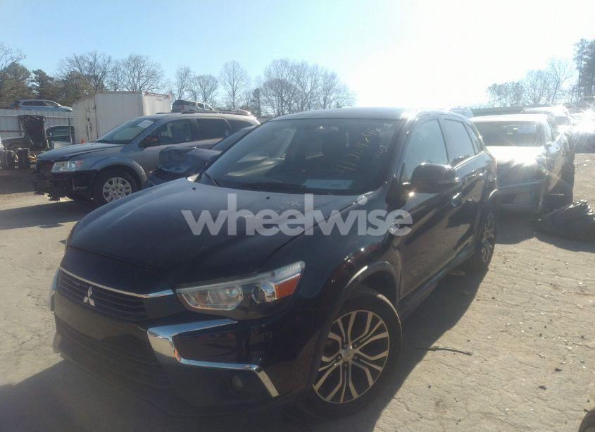 Photo 2 of 2017 Mitsubishi Outlander SPORT 2.0 ES/2.0 LE (VIN JA4AP3AU2HZ011473)
