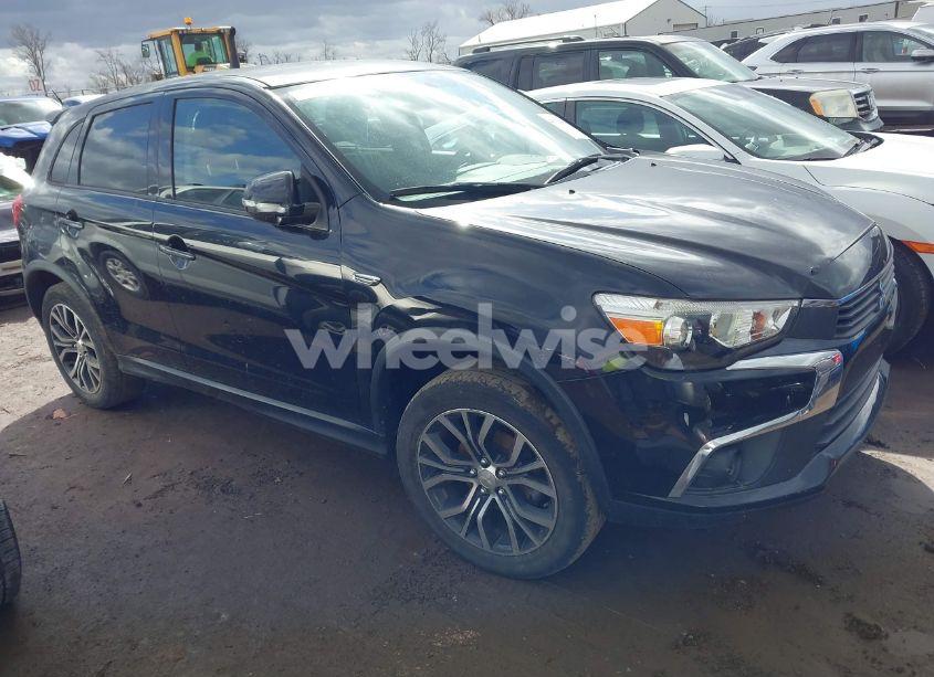 2017 Mitsubishi Outlander SPORT 2.0 ES (VIN JA4AP3AU2HZ055246) main photo