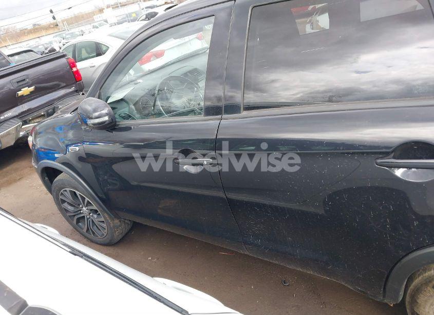 Photo 14 of 2017 Mitsubishi Outlander SPORT 2.0 ES (VIN JA4AP3AU2HZ055246)