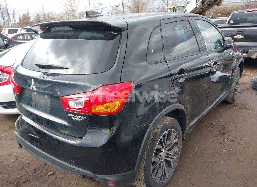 Photo 4 of 2017 Mitsubishi Outlander SPORT 2.0 ES (VIN JA4AP3AU2HZ055246)