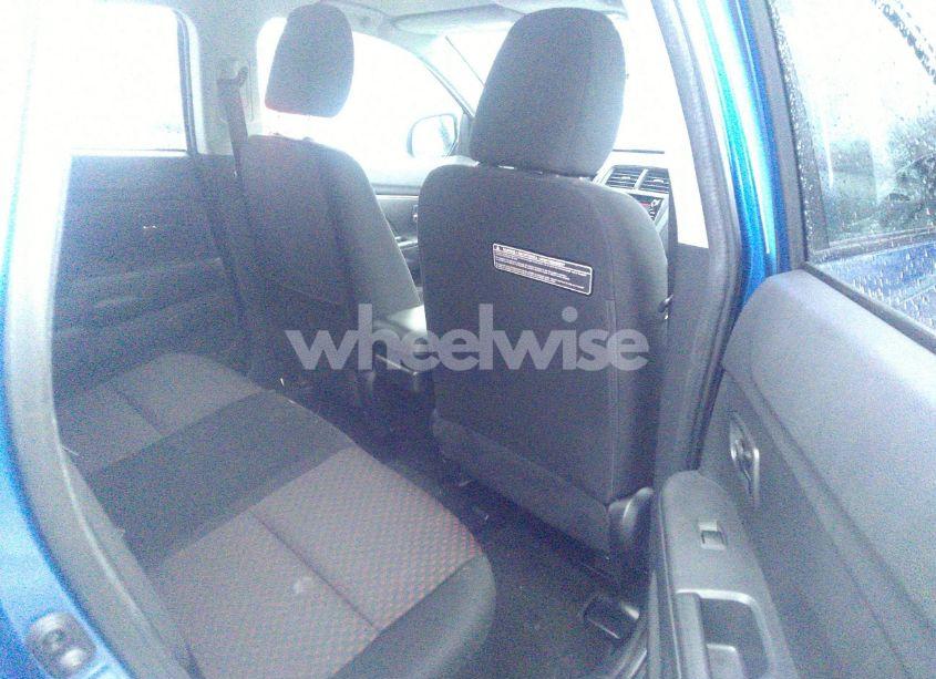 Photo 8 of 2018 Mitsubishi Outlander SPORT 2.0 LE (VIN JA4AP3AU2JU003618)