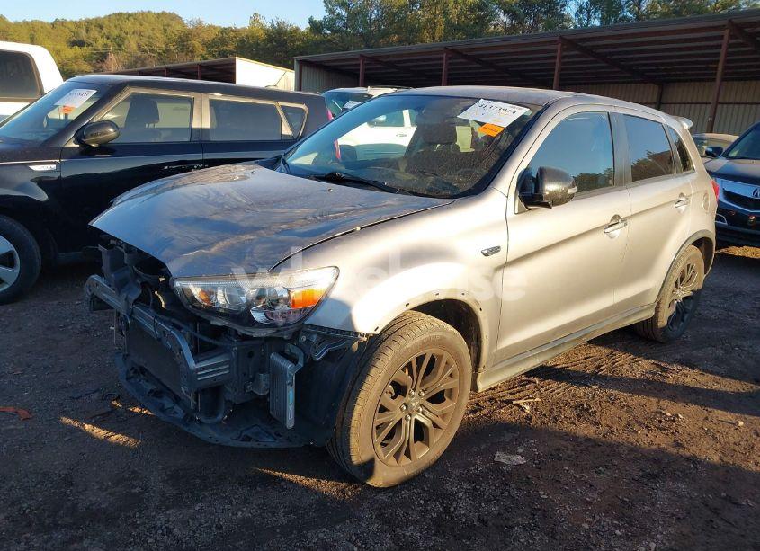 Photo 2 of 2018 Mitsubishi Outlander SPORT 2.0 LE (VIN JA4AP3AU2JU014599)