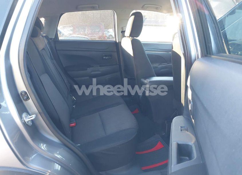 Photo 8 of 2018 Mitsubishi Outlander SPORT 2.0 LE (VIN JA4AP3AU2JU014599)