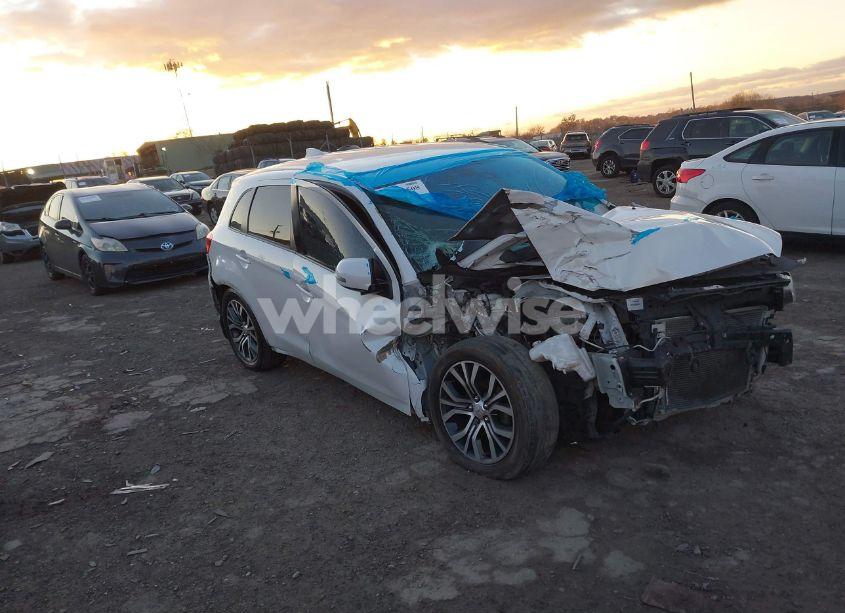 2018 Mitsubishi Outlander SPORT (VIN JA4AP3AU2JU021990) main photo