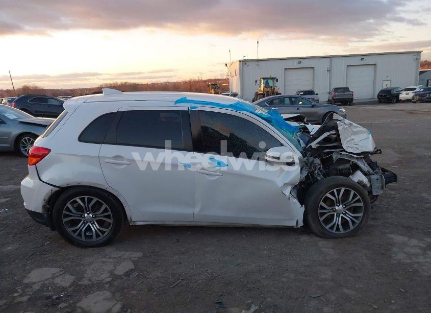 Photo 13 of 2018 Mitsubishi Outlander SPORT (VIN JA4AP3AU2JU021990)