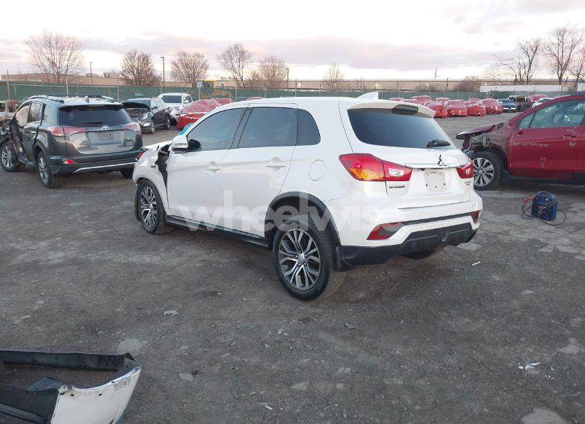 Photo 3 of 2018 Mitsubishi Outlander SPORT (VIN JA4AP3AU2JU021990)