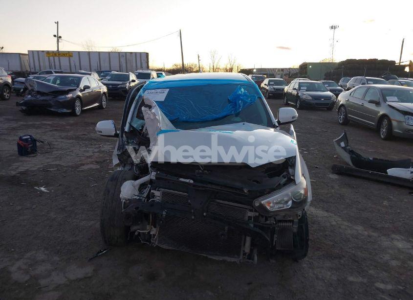 Photo 6 of 2018 Mitsubishi Outlander SPORT (VIN JA4AP3AU2JU021990)