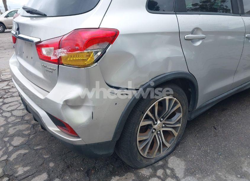 Photo 18 of 2019 Mitsubishi Outlander SPORT 2.0 ES (VIN JA4AP3AU2KU003703)