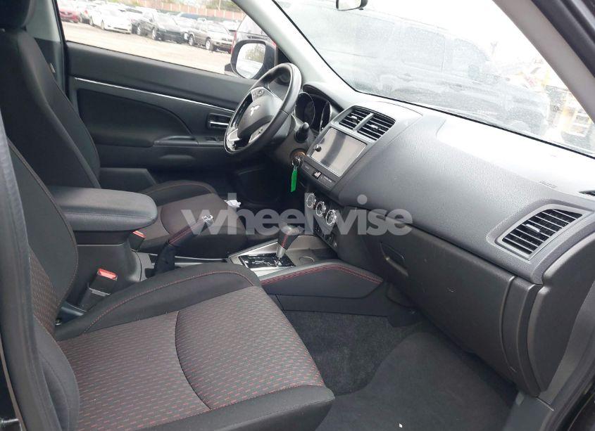 Photo 5 of 2019 Mitsubishi Outlander SPORT 2.0 LE (VIN JA4AP3AU2KU012515)