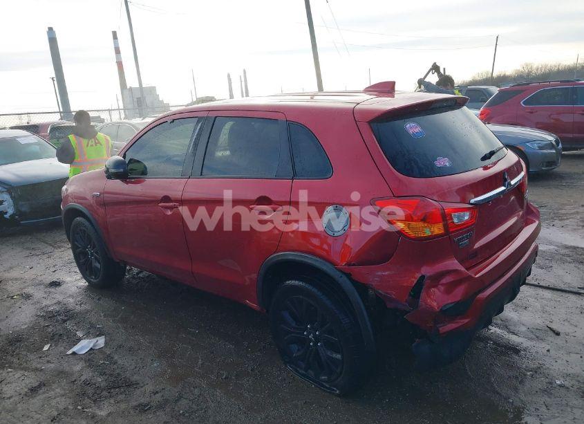 Photo 3 of 2019 Mitsubishi Outlander SPORT 2.0 LE (VIN JA4AP3AU2KU014698)