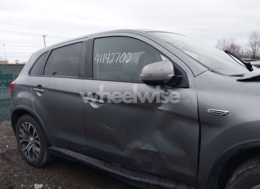 Photo 12 of 2019 Mitsubishi Outlander SPORT 2.0 ES (VIN JA4AP3AU2KU033526)