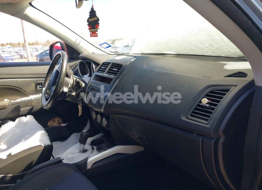 Photo 5 of 2011 Mitsubishi Outlander SPORT ES (VIN JA4AP3AU3BZ024742)