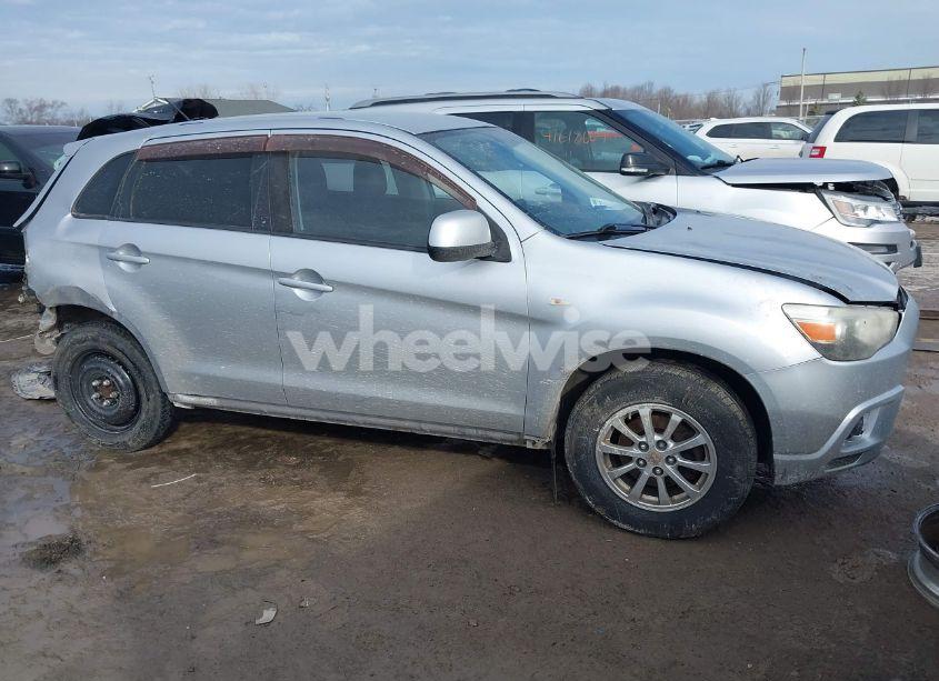 2012 Mitsubishi Outlander SPORT ES (VIN JA4AP3AU3CZ000118) main photo