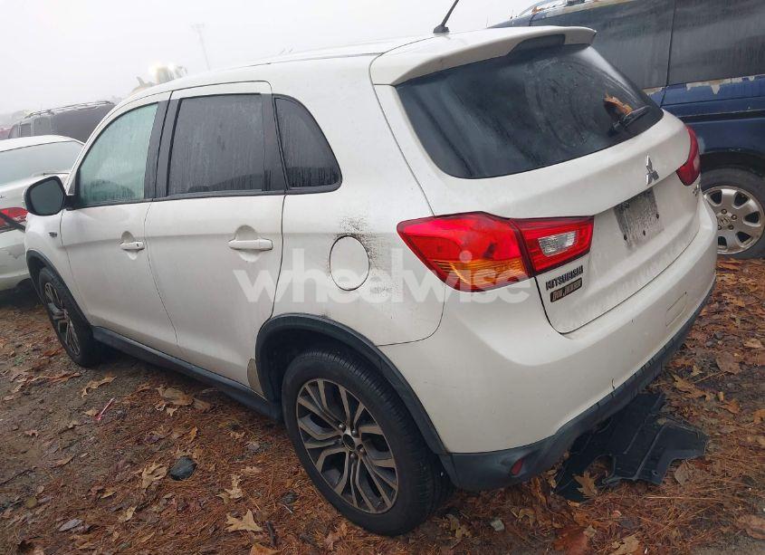 Photo 3 of 2016 Mitsubishi Outlander SPORT 2.0 ES (VIN JA4AP3AU3GZ033982)