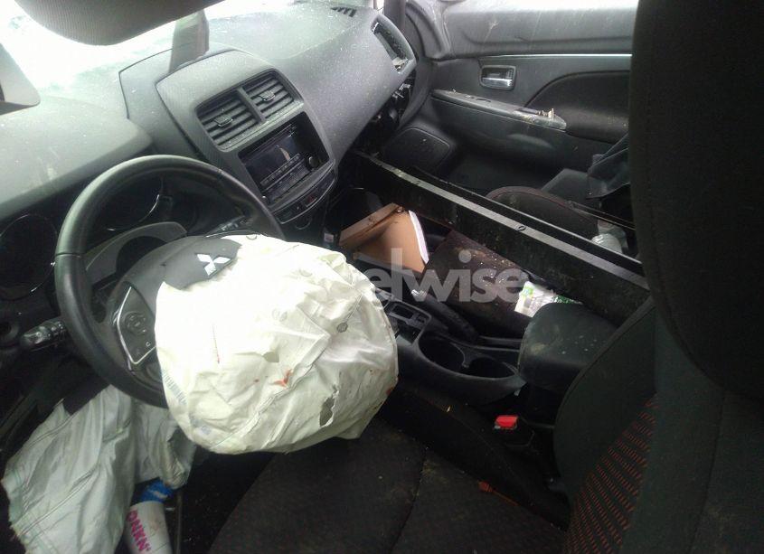 Photo 5 of 2017 Mitsubishi Outlander SPORT 2.0 ES (VIN JA4AP3AU3HZ014737)