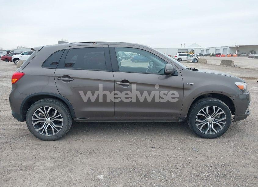 Photo 13 of 2017 Mitsubishi Outlander SPORT 2.0 ES/2.0 LE (VIN JA4AP3AU3HZ061802)