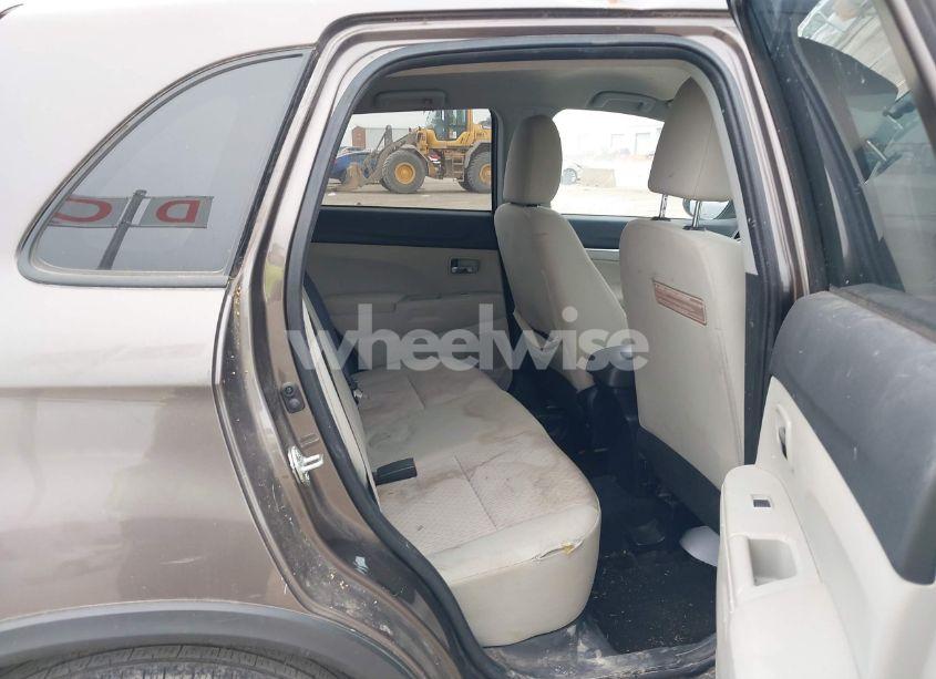 Photo 8 of 2017 Mitsubishi Outlander SPORT 2.0 ES/2.0 LE (VIN JA4AP3AU3HZ061802)