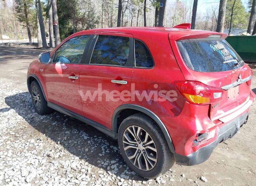 Photo 3 of 2018 Mitsubishi Outlander SPORT 2.0 ES (VIN JA4AP3AU3JZ001136)