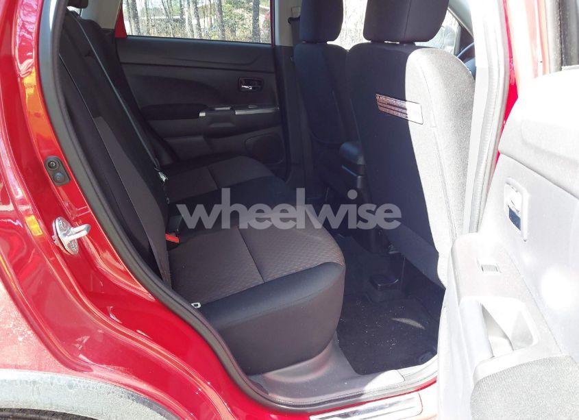 Photo 8 of 2018 Mitsubishi Outlander SPORT 2.0 ES (VIN JA4AP3AU3JZ001136)