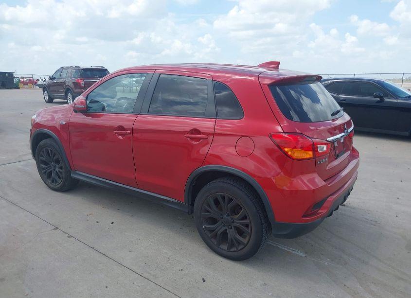 Photo 3 of 2018 Mitsubishi Outlander SPORT ES 2.0 (VIN JA4AP3AU3JZ006725)