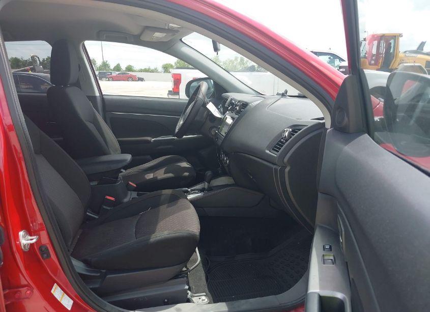 Photo 5 of 2018 Mitsubishi Outlander SPORT ES 2.0 (VIN JA4AP3AU3JZ006725)