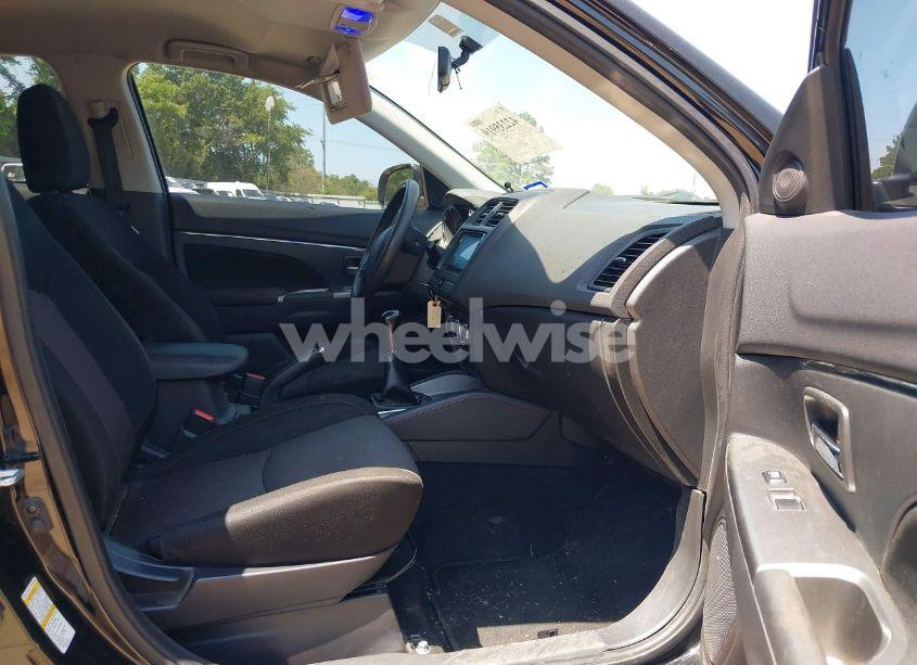 Photo 5 of 2019 Mitsubishi Outlander SPORT 2.0 ES (VIN JA4AP3AU3KU027654)