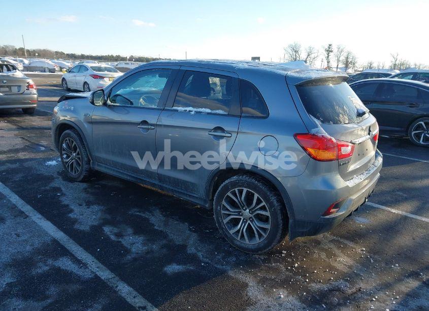 Photo 3 of 2019 Mitsubishi Outlander SPORT 2.0 ES (VIN JA4AP3AU3KU029596)