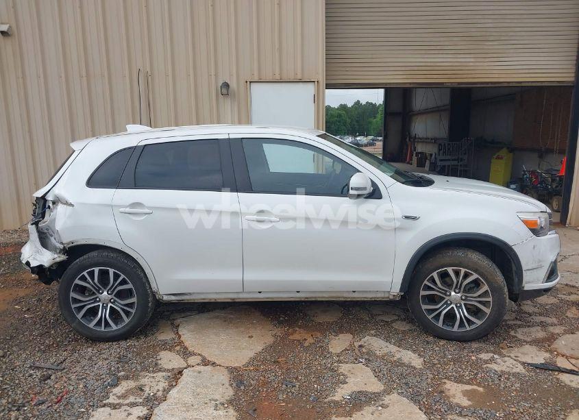 Photo 13 of 2019 Mitsubishi Outlander SPORT 2.0 ES (VIN JA4AP3AU3KU031574)