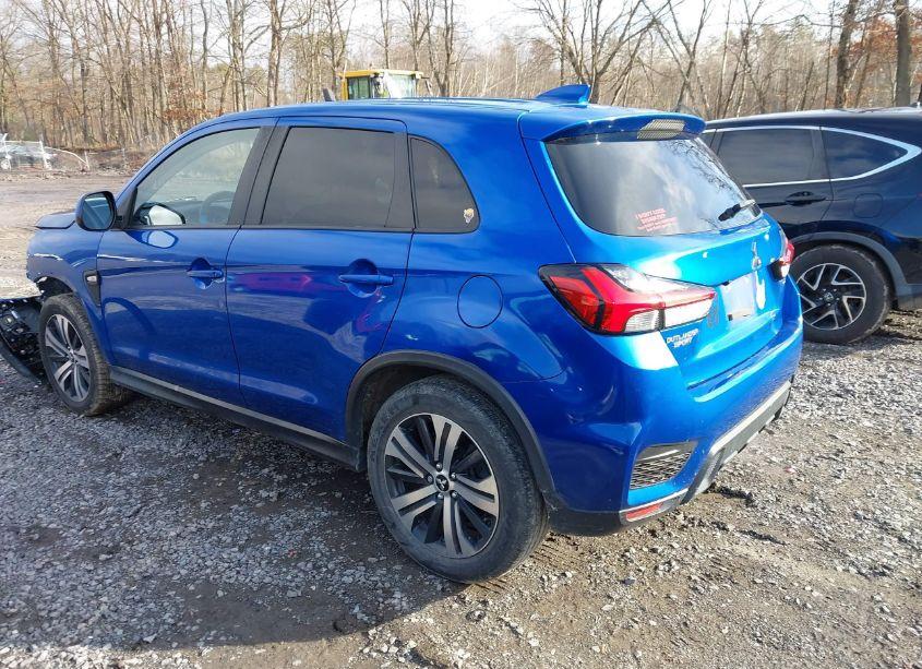 Photo 3 of 2020 Mitsubishi Outlander SPORT 2.0 ES (VIN JA4AP3AU3LU007096)