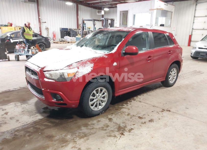Photo 2 of 2011 Mitsubishi Outlander SPORT ES (VIN JA4AP3AU4BZ010963)